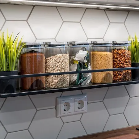 Romantic - Private Entrance! Апартаменти Пярну